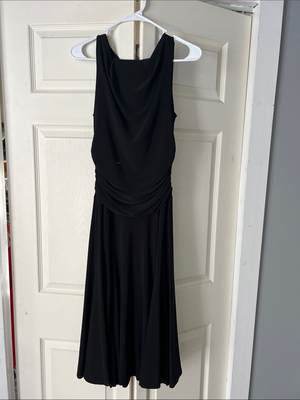 Jones New York Black Sleeveless Draped Midi Dress